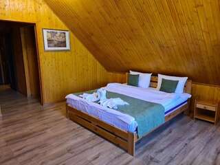 Отель Sky Land Camping & Resort Кишинёв Улучшенный двухместный номер с 1 кроватью-2